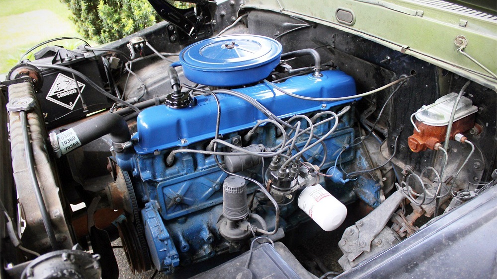 Ford 300 Inline Six Engine2