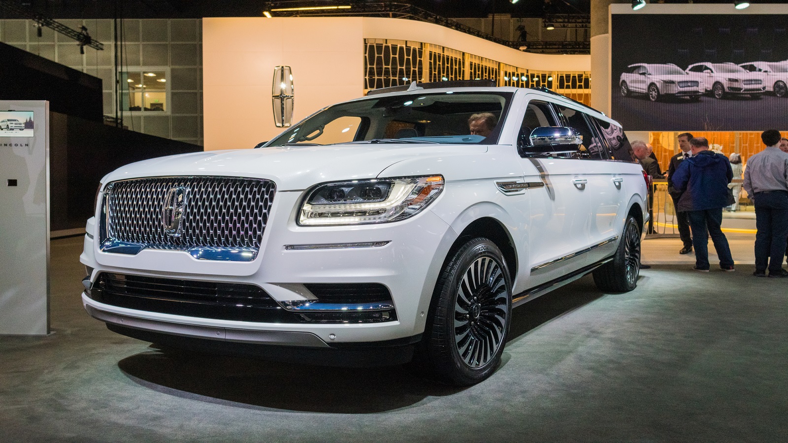 Lincoln Navigator