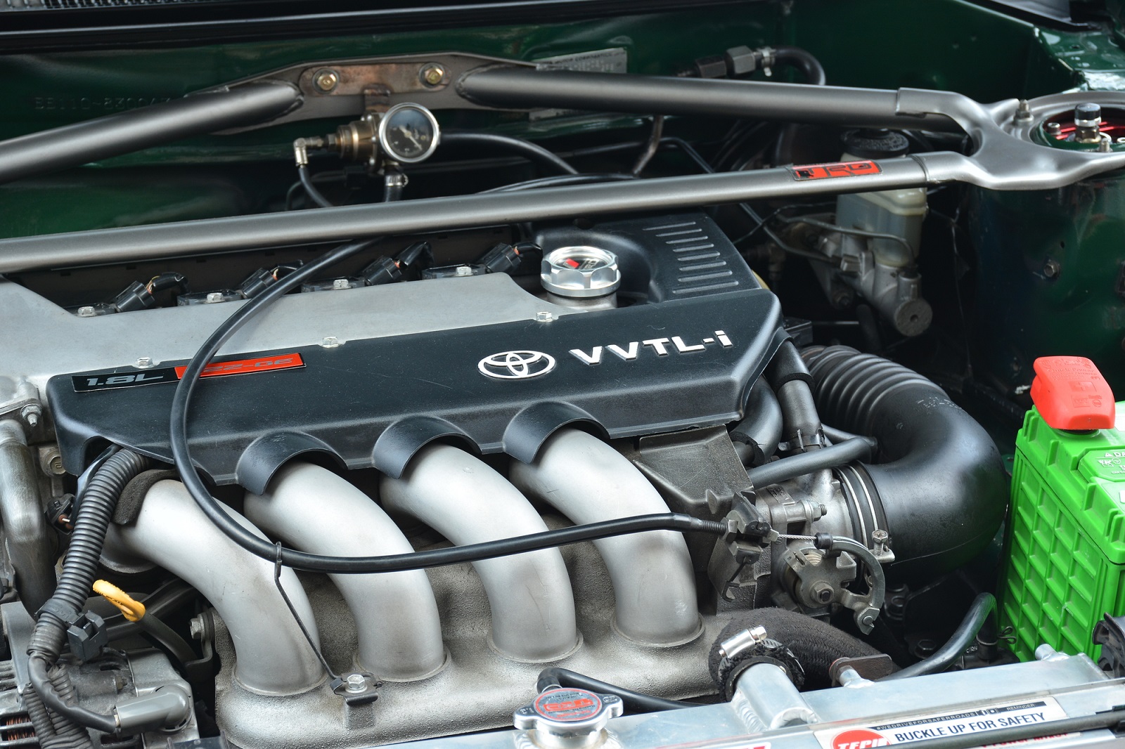 Toyota Corolla engine