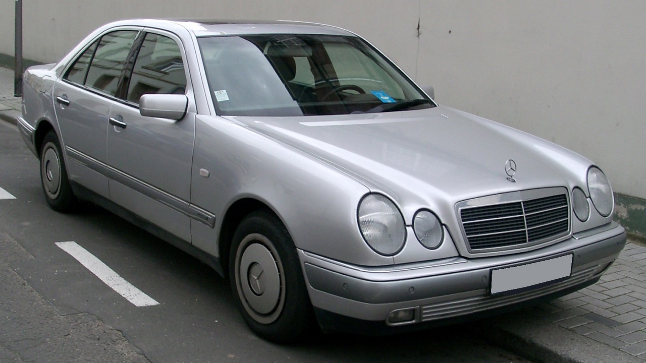 Mercedes-Benz E-Class (W210) 1996