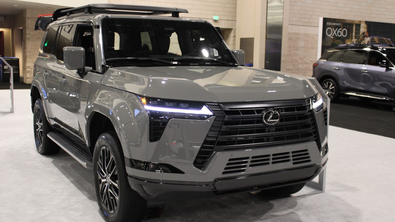 All new Lexus GX. mid-full-size luxury SUB related to the Toyota Land Cruiser